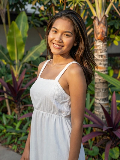 Ploy, a verified Thai woman on TheNewRelationships asian dating platform